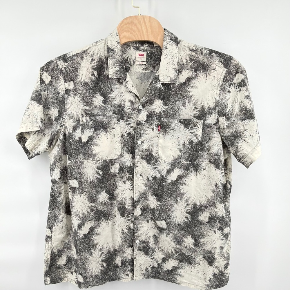 Levis Button Up Shirt Mens XL Black White Abstract Palm Print Relaxed Fit